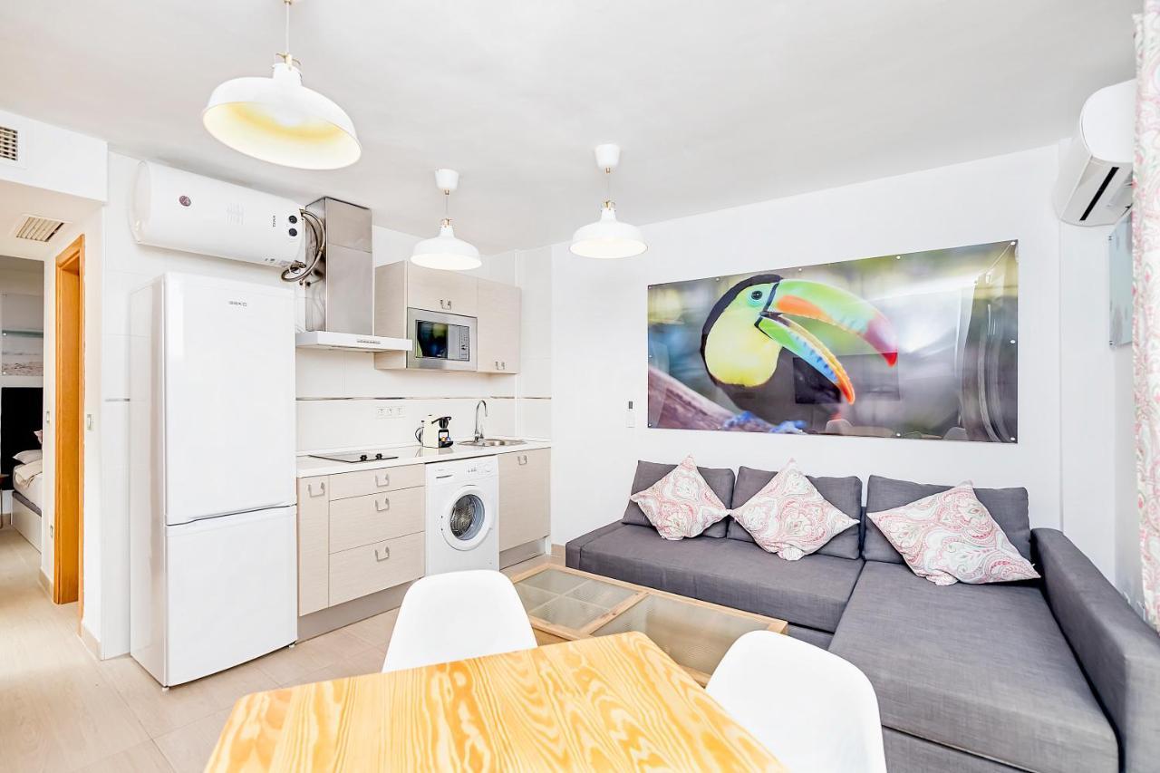 Ferienwohnung Maba/Private Backyard/Walk To Downtown/Large Smart Tv Málaga Exterior foto